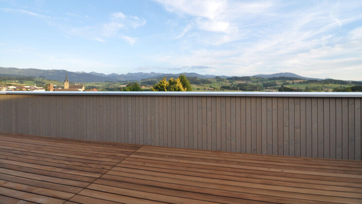Überbauung Waldegg in Alterswil: Aussicht Richtung Berge