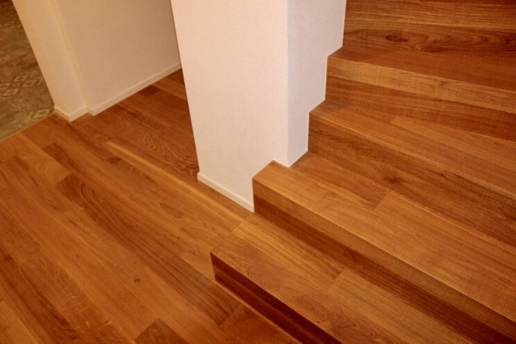 Beispiel Holztreppe