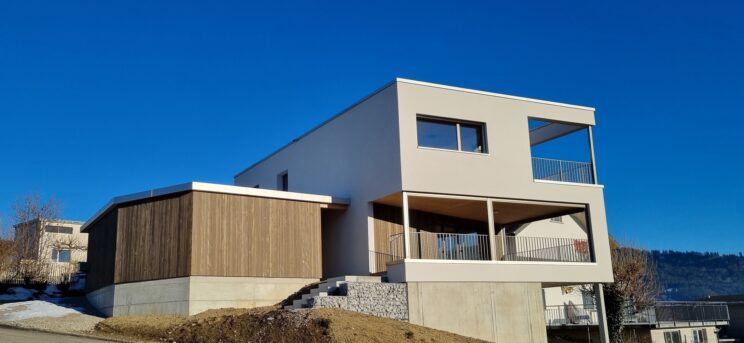 Aussenansicht mit Holzrahmenbau