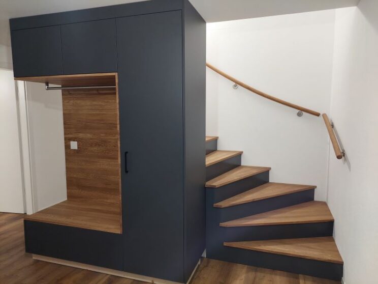Treppe nachher